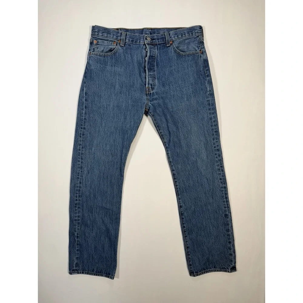 Levi's 501 Jeans Men's 36x32 Blue Button Fly Straight Leg Medium Wash Denim